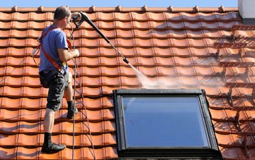 roof cleaning Castell